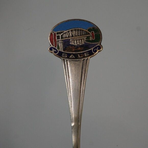 Vintage 1960s "Sale" Souvenir Butter Knife Pitcher EPNS AI Cheese Server - Picture 2 of 4